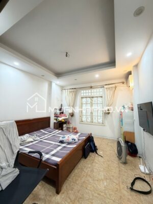 NHÀ 4 TẦNG ĐỘI CẤN – THOÁNG TRƯỚC SAU – CÁCH PHỐ CHỈ 20M