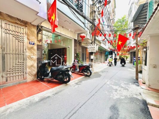 NHÀ 6 TẦNG TRUNG KÍNH – Ô TÔ VÀO NHÀ – NGÕ THÔNG KINH DOANH