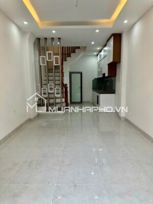 NHÀ MỚI 5 TẦNG YÊN NỘI – GẦN Ô TÔ TRÁNH – GẦN CHỢ DÂN SINH