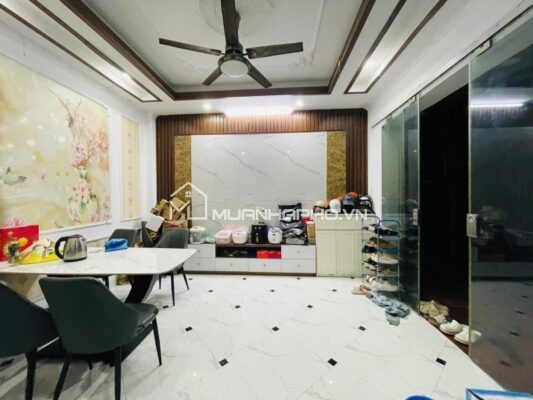 NHÀ ĐẸP THỤY PHƯƠNG – 2 MẶT THOÁNG VIEW SÔNG HỒNG – GẦN PHỐ